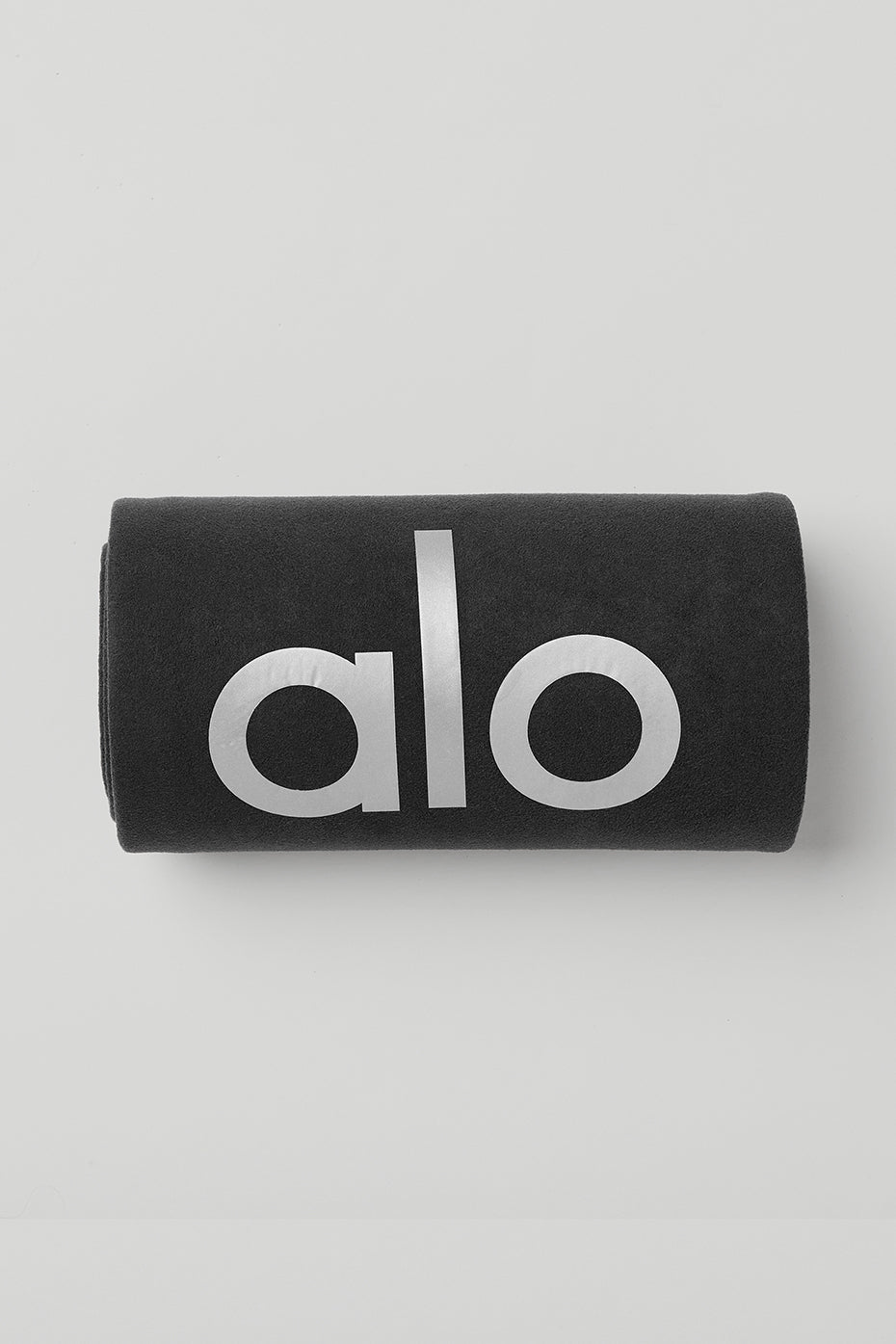 Grounded No-Slip Towel - Black - Image 4