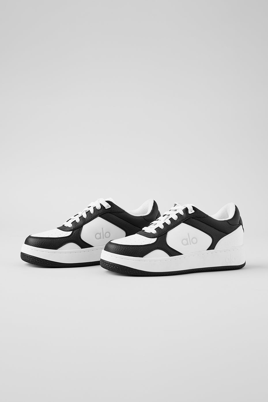 ALO Recovery Mode Sneaker - Black/White - Image 3