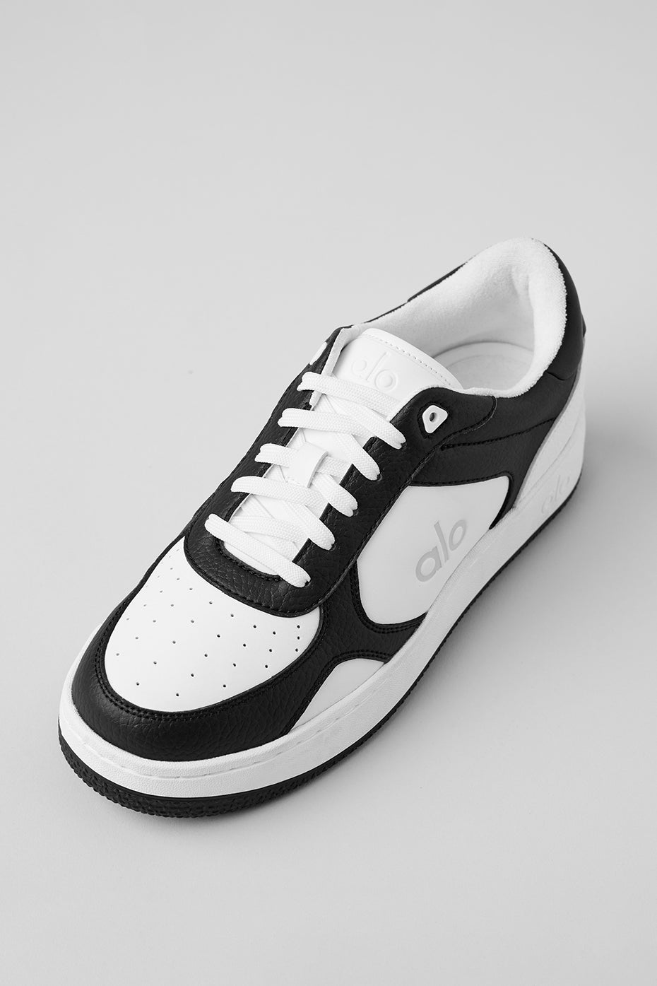 ALO Recovery Mode Sneaker - Black/White - Image 5