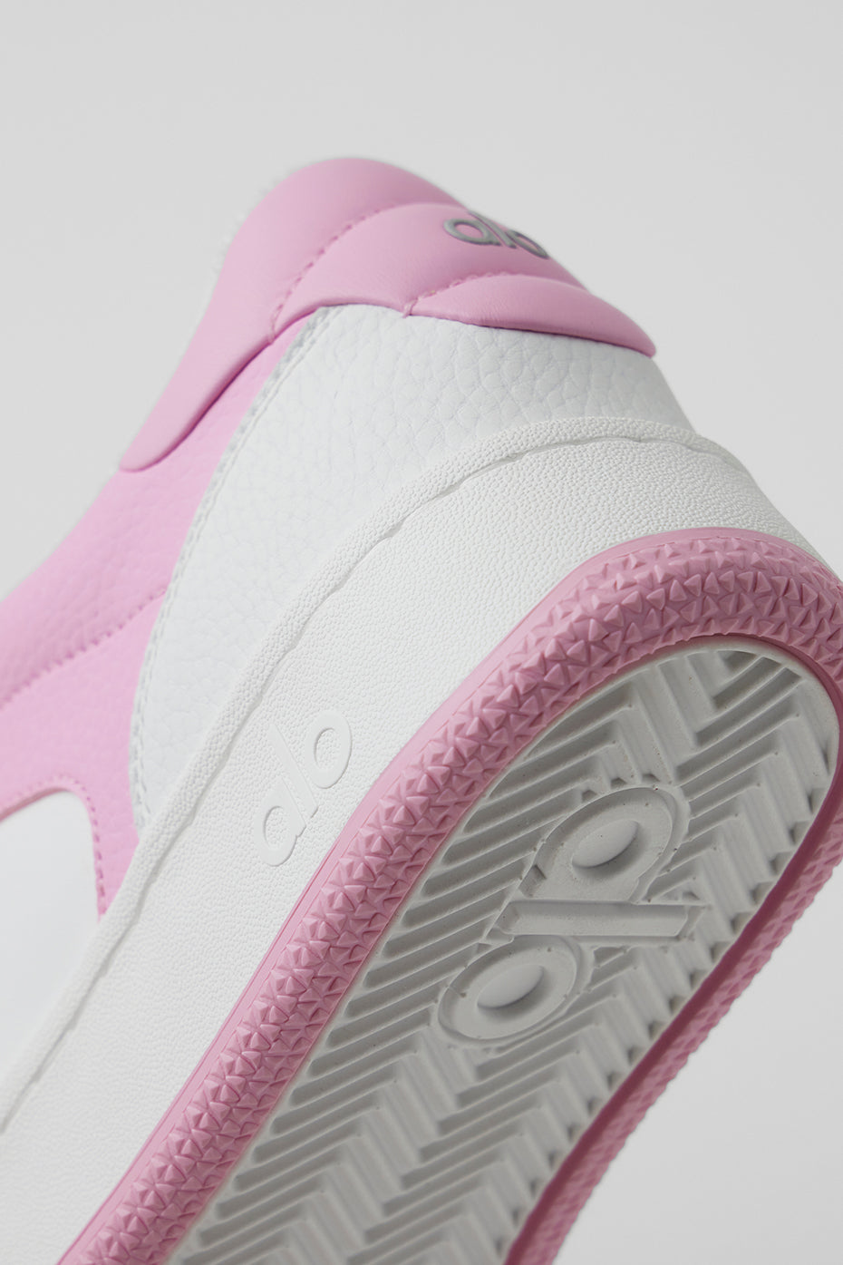 ALO Recovery Mode Sneaker - Pink/White - Image 6