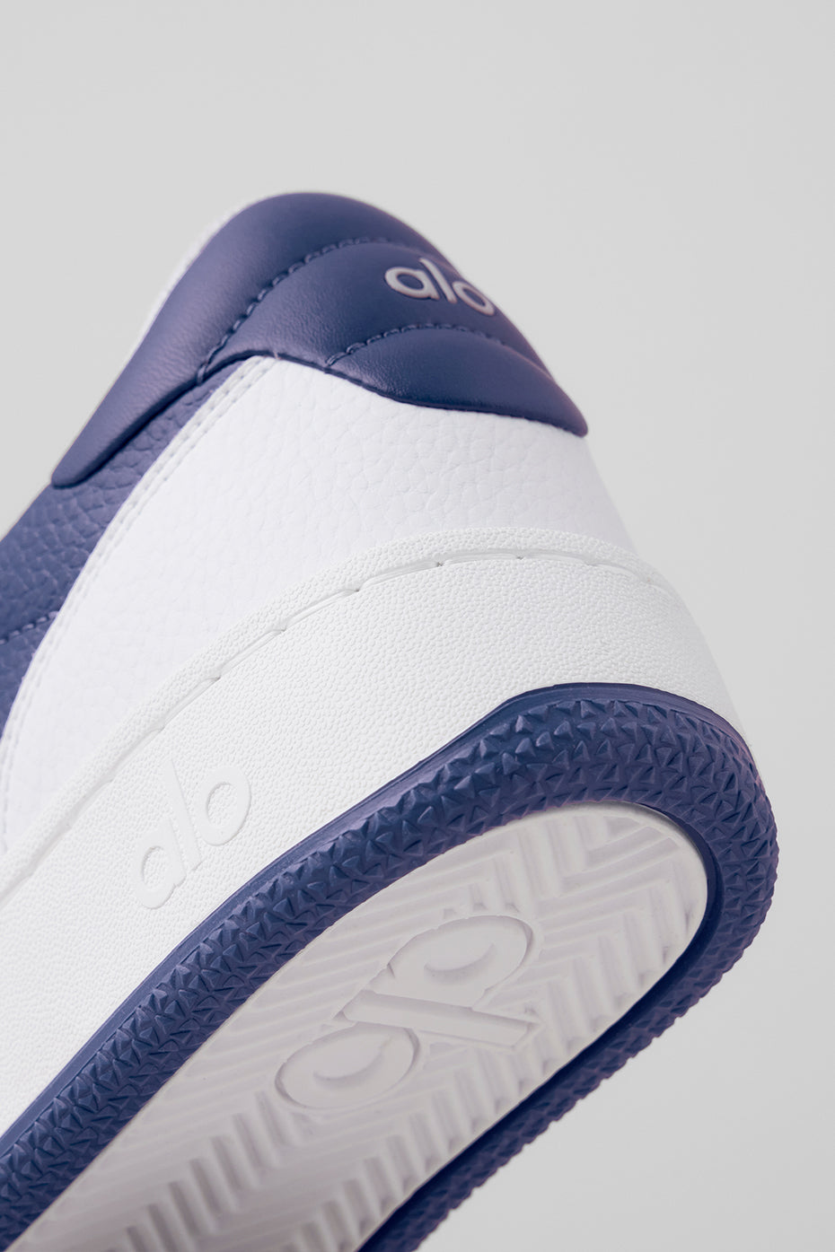 ALO Recovery Mode Sneaker - Navy/White - Image 6