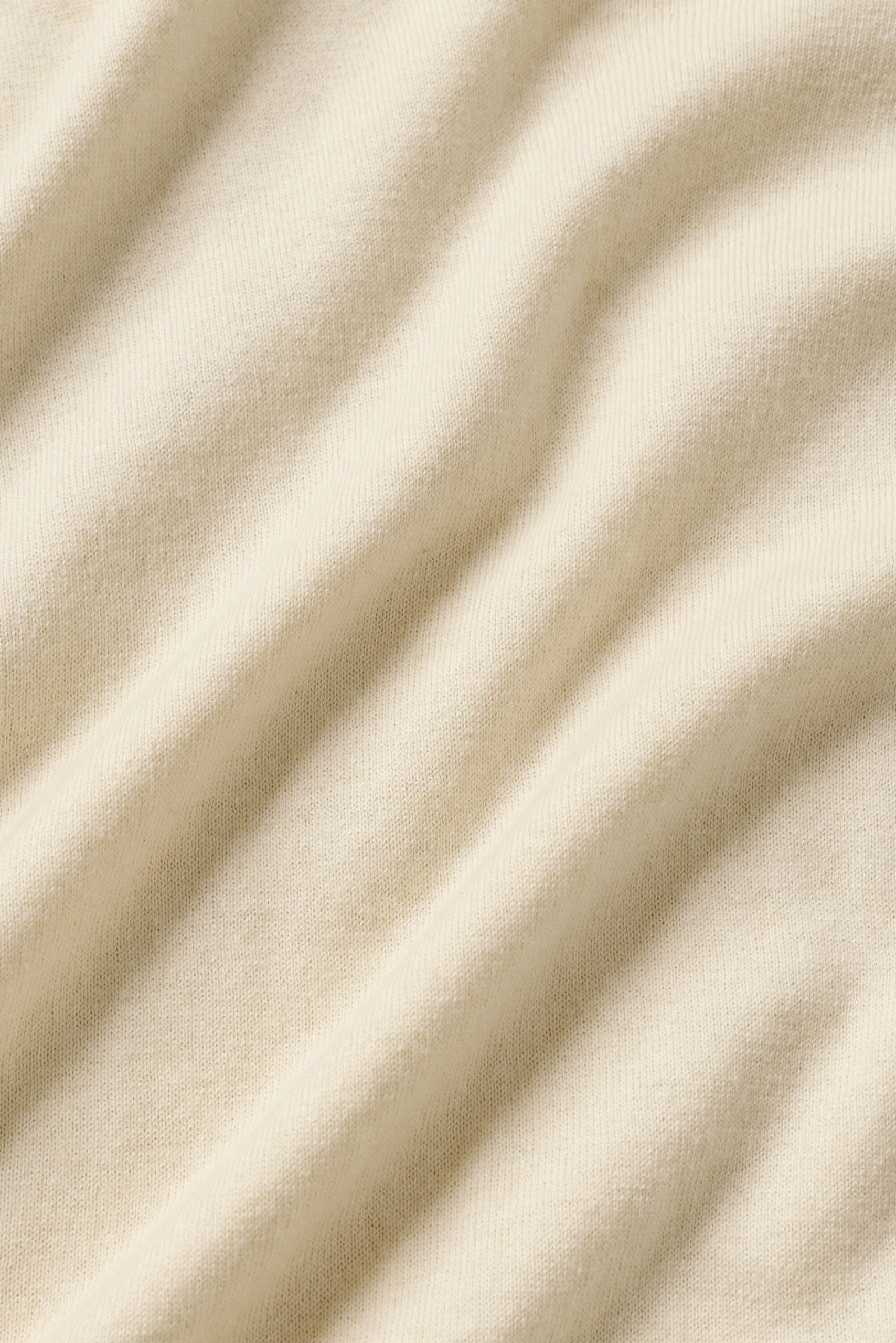 7 Cotton Cashmere Ever Soft Short - Sandy Beige - Image 5