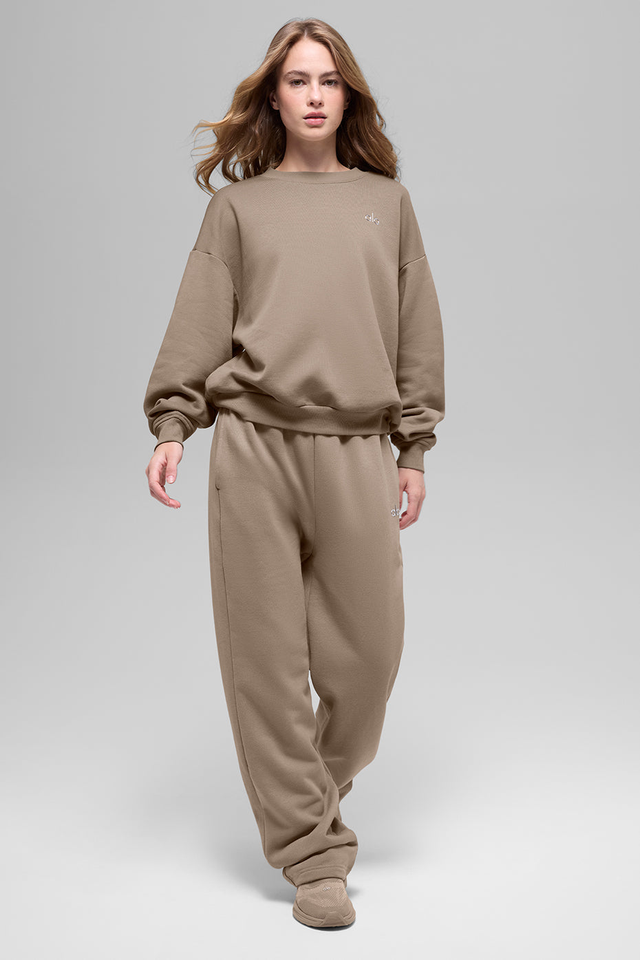 Accolade Crew Neck Pullover - Gravel - Image 5