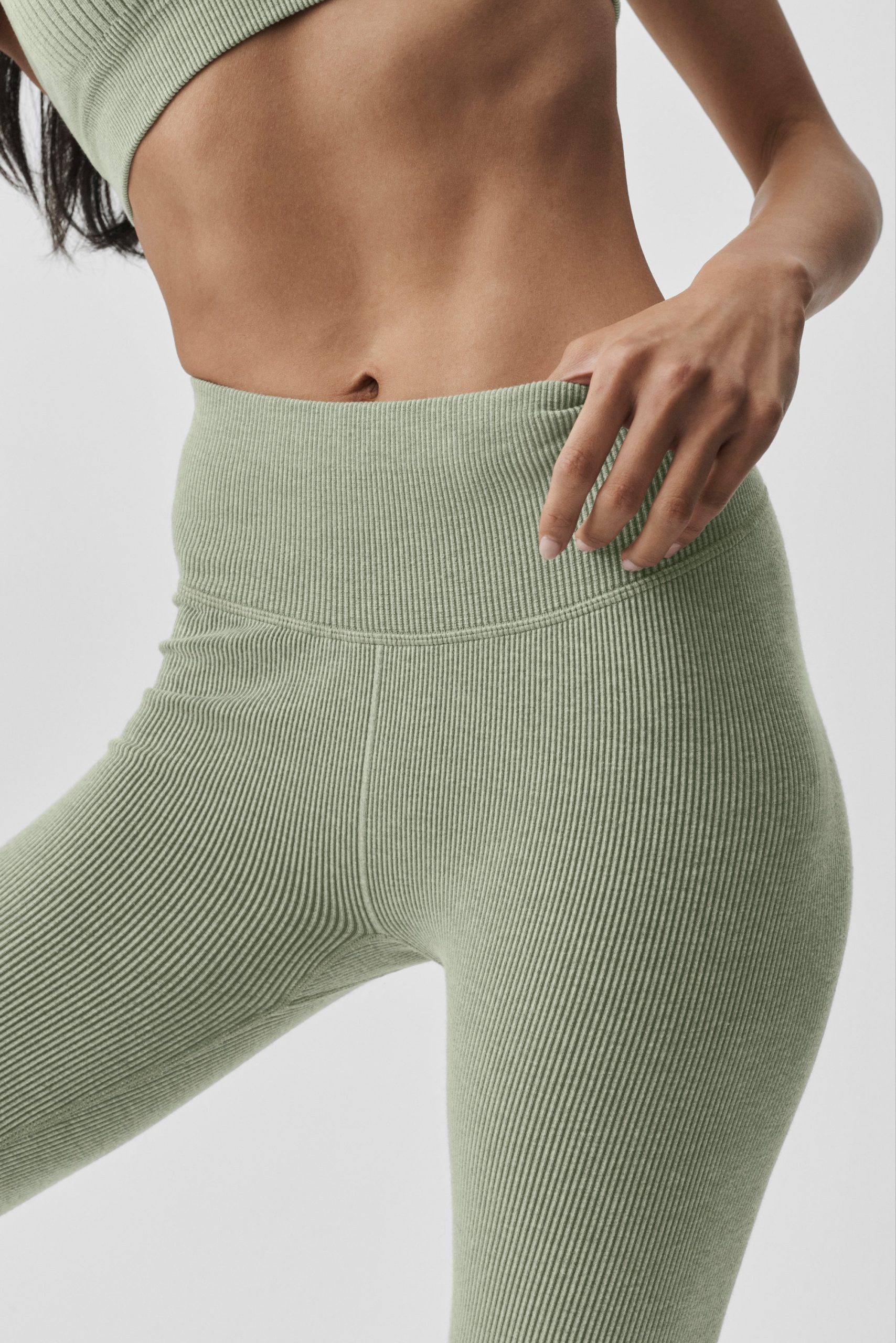 Seamless High-Waist Two Tone Rib Legging - Dune Grass Heather - Image 2